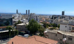Modern apartment for sale in Mesa Geitonia 96m2 