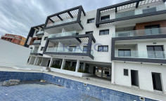 Modern 3-bedroom apartment with pool in Agios Athanasios 