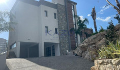 Modern 6 bedroom villa with sea view in Parekklisia for sale 