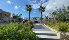 Modern 6 bedroom villa with sea view in Parekklisia for sale 