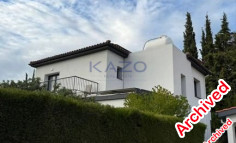 Modern detached house with sea view in Souni 