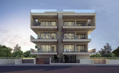 Spacious top floor three bedroom apartment for sale in Columbia 