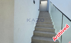 Modern top floor apartment with pool in Agios Nicolaos 