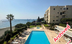 Spacious 3 bedroom apartment with sea view in Agios Tychonas 