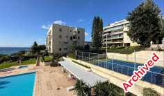 Spacious 3 bedroom apartment with sea view in Agios Tychonas 