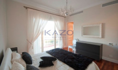 Marvellous four bedroom villa with pool and sea view 