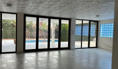 Spacious Mouttagiaka villa with private pool for sale 