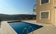 Luxurious villa with private pool in Agios Tychonas 