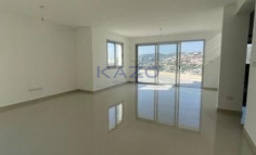 Luxurious villa with private pool in Agios Tychonas 