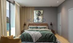 Spacious three-bedroom top-floor apartment in Agios Tychonas 