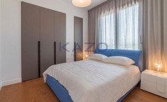Stunning Agios Tychonas penthouse apartment with pool 