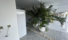 Luxury and modern fully furnished apartment with pool in Polemidia 