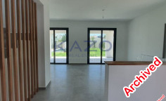 Spacious villa with pool and 3 bedrooms in Pyrgos 