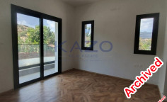 Spacious villa with pool and 3 bedrooms in Pyrgos 