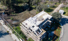 Spacious detached house with five bedrooms in Trimiklini Spacious detached house with five bedrooms in Trimiklini