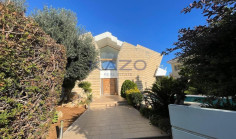 Luxurious fully furnished four + one bedrooms villa for rent in Polemidia 