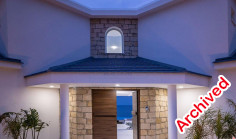 Seafront luxury five bedroom villa in tranquil Agios Theodoros 