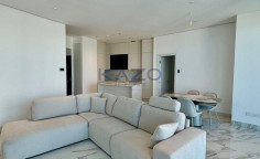 First line three bedroom luxury apartment for rent in Neapolis area 
