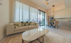 Lovely 2 bedrooms apartment with swimming pool for sale in Mesa Geitonia