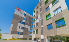 Lovely 2 bedrooms apartment with swimming pool for sale in Mesa Geitonia