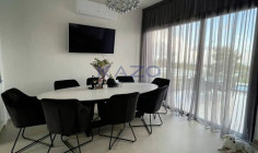 Resale five bedroom villa for sale in Souni area 