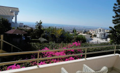 Beautiful four bedroom upper level house for rent in Laiki Lefkothea 