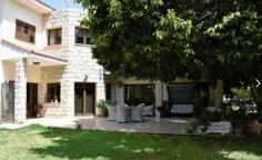 Spacious three bedroom villa for sale in Pyrgos area 