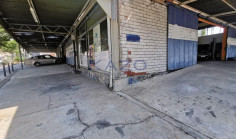 Garage shop in excellent condition in Agios Ioannis area 