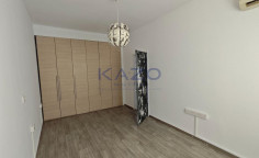 Excellent three bedroom maisonette for sale in Mesa Geitonia area 