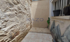 Excellent three bedroom maisonette for sale in Mesa Geitonia area 
