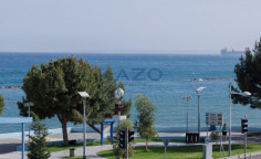 Commercial sea front office for sale in Neapolis 