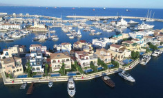 Stunning villa with sea view in Limassol Marina 