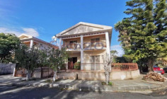 Four bedroom detached resale house for sale in Ekali area 