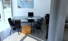 Corner commercial shop for sale in Neapolis 