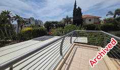 Spacious detached house with pool and sea view in Agios Athanasios 