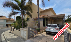Spacious detached house with pool and sea view in Agios Athanasios 