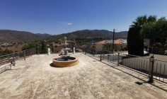 Detached residential resale property in Foinikaria 