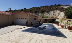 Detached residential resale property in Foinikaria 