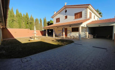 Residential resale detached property in Agios Athanasios 