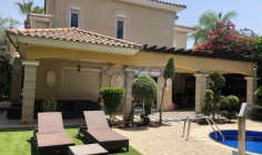 Four bedroom villa with private pool for sale in Mouttagiaka area 