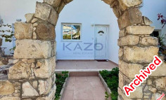 Two bedroom maisonette with pool in historic Moutallos 