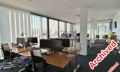 Top floor 225m2 office rent in Columbia center 