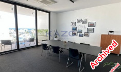 Top floor 225m2 office rent in Columbia center 