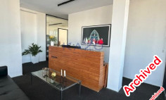 Top floor 225m2 office rent in Columbia center 