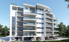 Beautiful 2 bedrooms apartment for sale in Mackenzie Beach