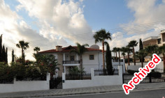 5 bedrooms house in Oroklini 