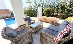 Modern sea front villa in Chloraka with pool 