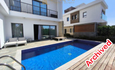 Modern sea front villa in Chloraka with pool 