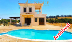 Luxury villa on a big plot of land in Mandria 