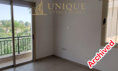 Spacious Empa villa with pool and sea view 
